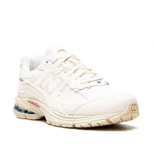 نيو بالانس 2002R