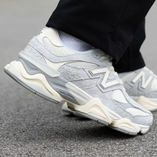 نيو بالانس 9060 كوارترز جري تيم كريم سي سولت