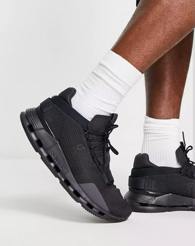 On Running Cloudnova low-top sneakers