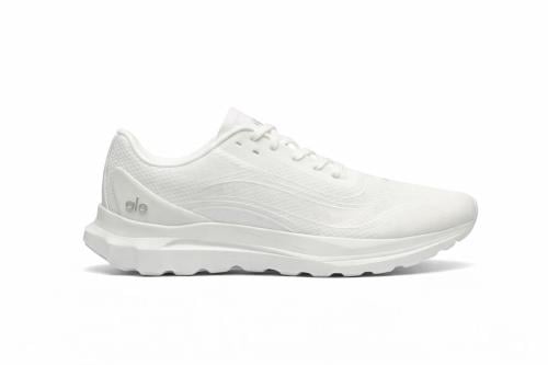 حذاء رياضي أبيض للجري والمشي