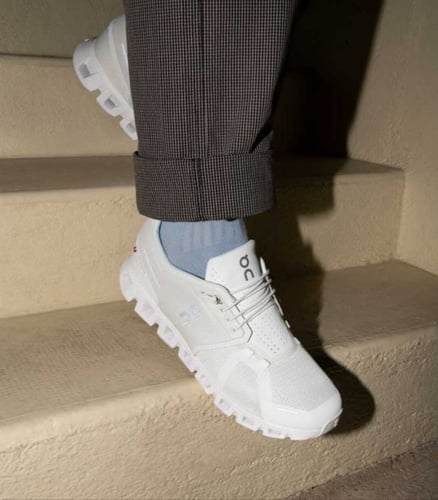 On Running-Cloud 5 Low White