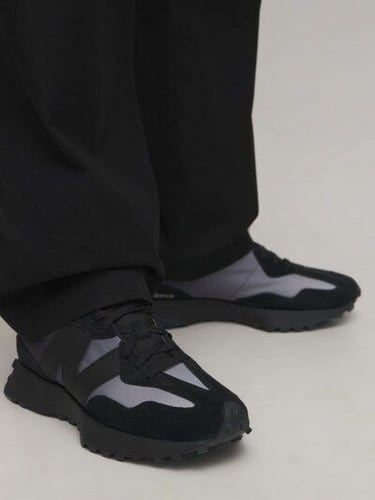 نيو بالانس 327 أسود/رمادي