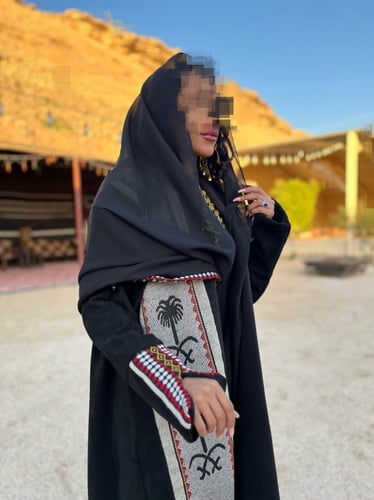 عبايه يوم التأسيس(نجد)