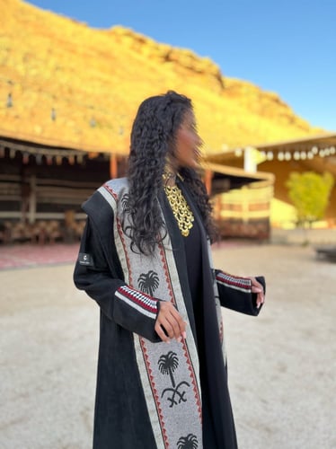 عبايه يوم التأسيس(نجد)