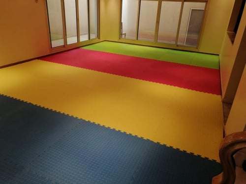 ارضيات داخلية السعر للمتر المربع