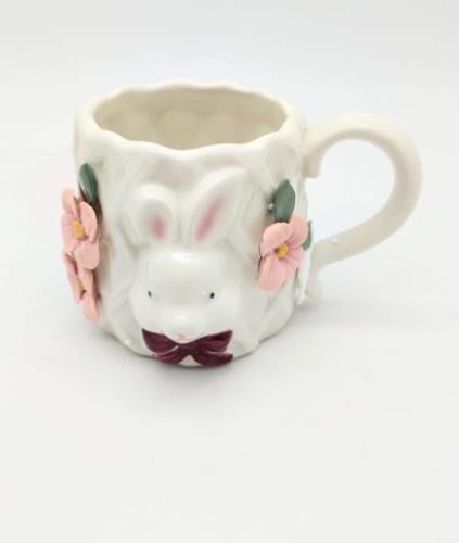 كوب الارنب الجميل