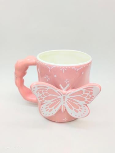 اكواب الفراشة الجميلة