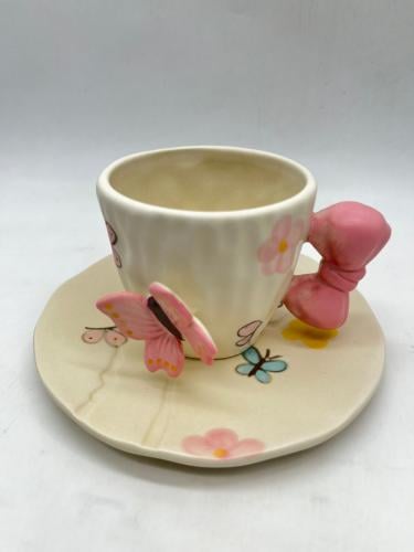 اكواب قهوة الفراشةً وردي