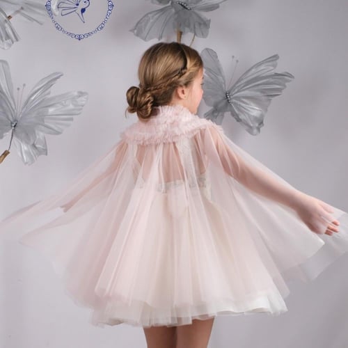 فستان تل بعباءة أوف وايت وصدر تيفاني