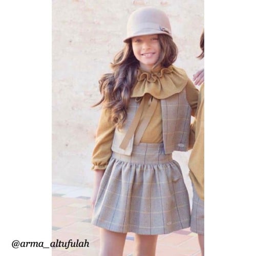 طقم تنورة خردلي