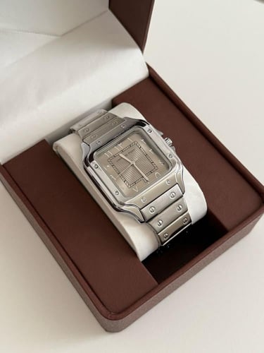 ساعة رجالي فضي - ميناء بيج ارقام عربية