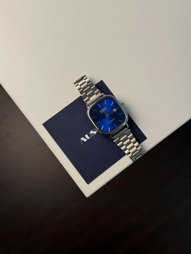 ساعة رجالي كاسيو فضي - ميناء ازرق