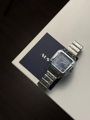 ساعة رجالي فضي - ميناء ازرق ارقام عربية