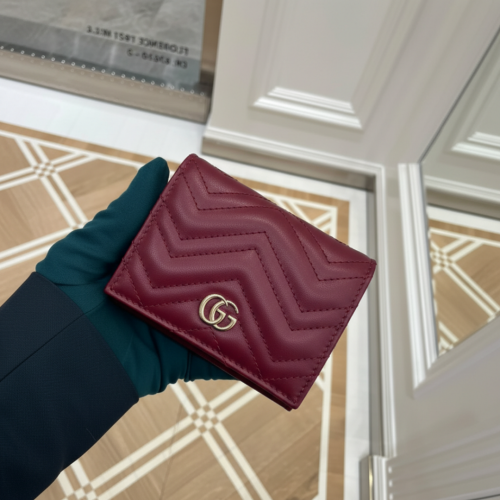 محفظه GUCCI لون جديد