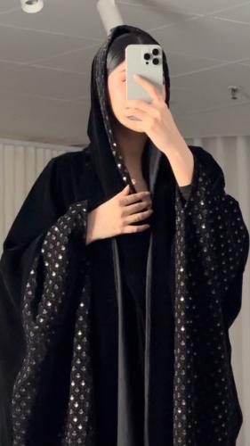 عباية شتوية مخمل كوري بشت والاكمام تطريز (40)