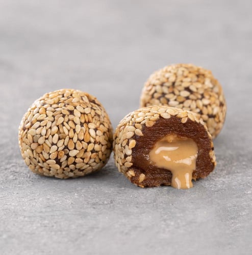 تمرية بحشوة الطحينة البلدية ( بالسمسم - باللوز - ب...