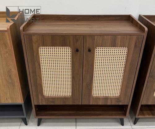 Small storage cabinet with 2 doors