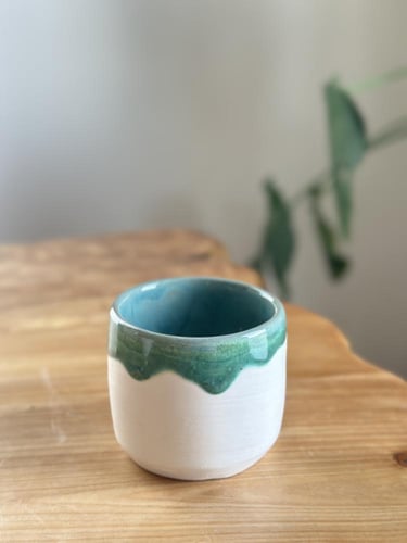 طقم ثلاث قطع تقطير للقهوة مع كوب قهوة ال v60