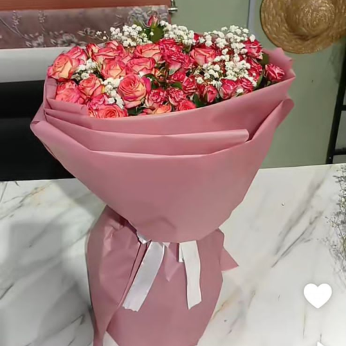 باقة ورد مع ستاند فلين 70