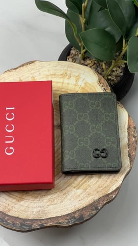 محافظ قوتشي ..