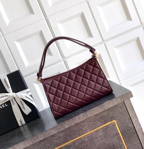 حقائب شانيل كلاسيك X