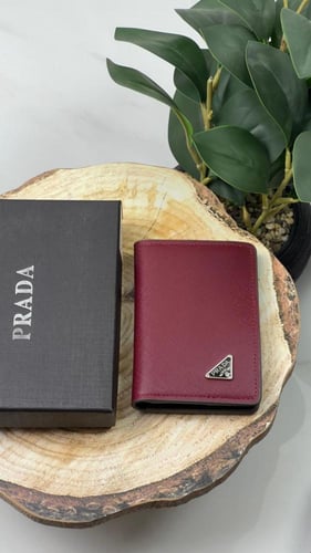 محافظ برادا..