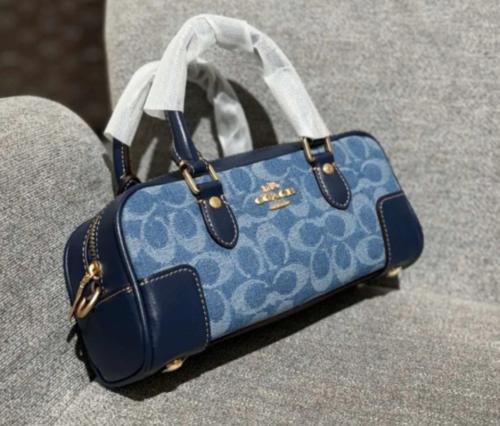 حقيبة كوتش ساتشل ..