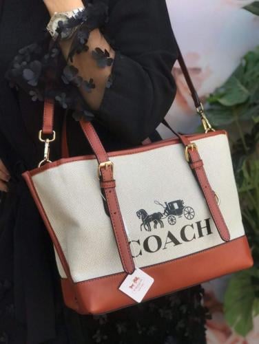 حقيبة كوتش توت باق قماشي..