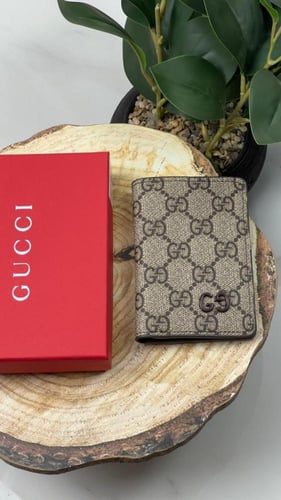 محافظ قوتشي ..