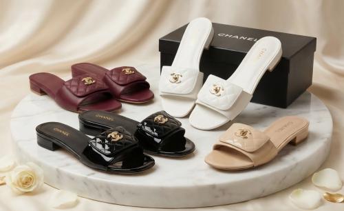 سليبر شانيل لامع ..