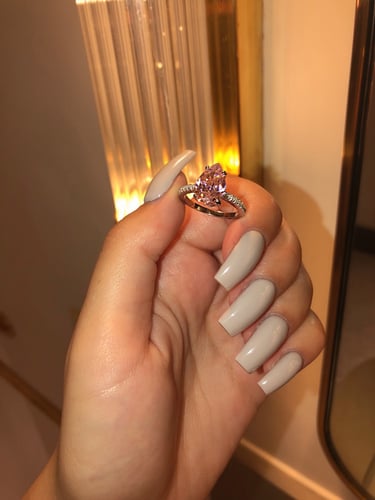 خاتم فضي مرصع بالكريستال مزين بكريستاله باللون الو...