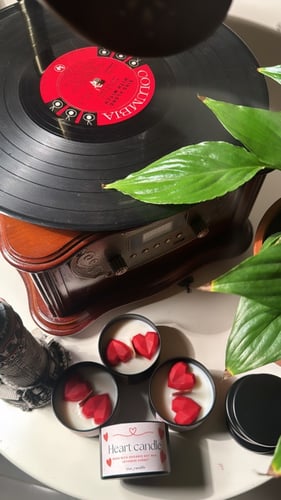 Heart candle