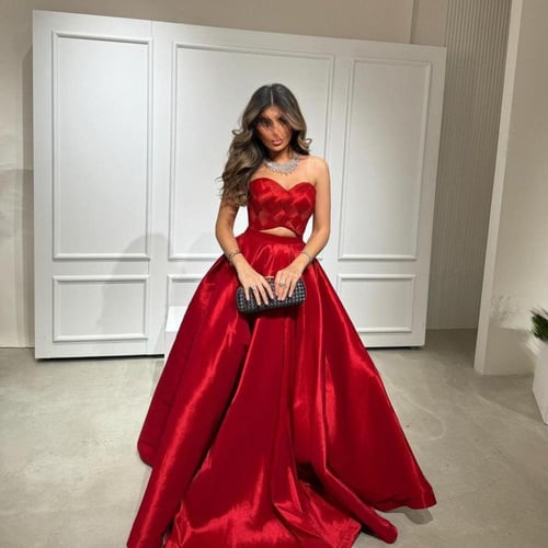 فستان سهرة أحمر شانتون منفوش بتصميم فاخر