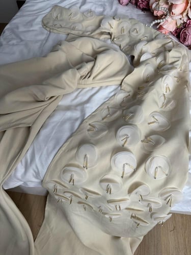 فستان سهرة بيج خامة باربي بتطريز يدوي من CUTECCI –...