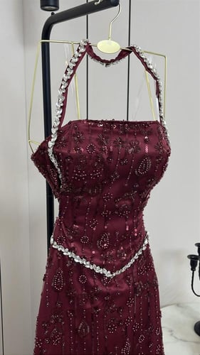 فستان سواريه لؤلؤي مرصع