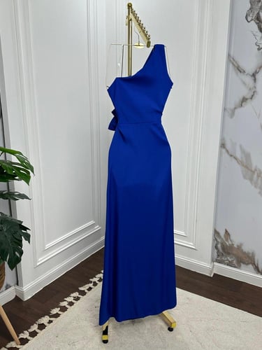 فستان سهره نيلي بتصميم وردة فخم