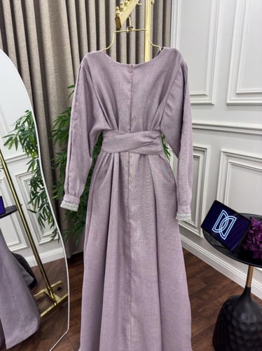 جلابية لينين موف أنيقة بحزام طويل | ماركة كيوتشي C...