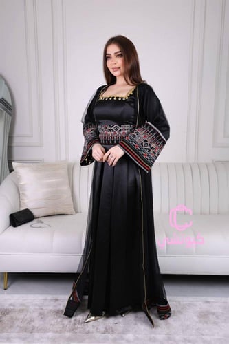 جلابية سعودية ملكية تطريز بارز