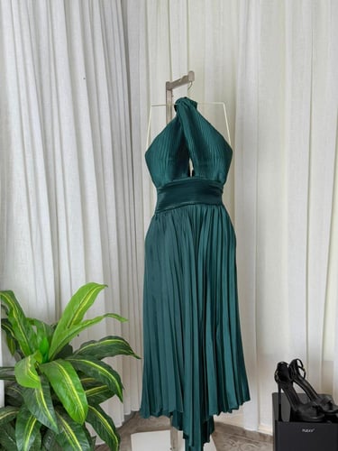 فستان كسرات سهرة ربطة عنق انيق وراقي