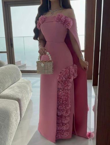 فستان بينك فاتح سهرة مع ورود من كيوتشي