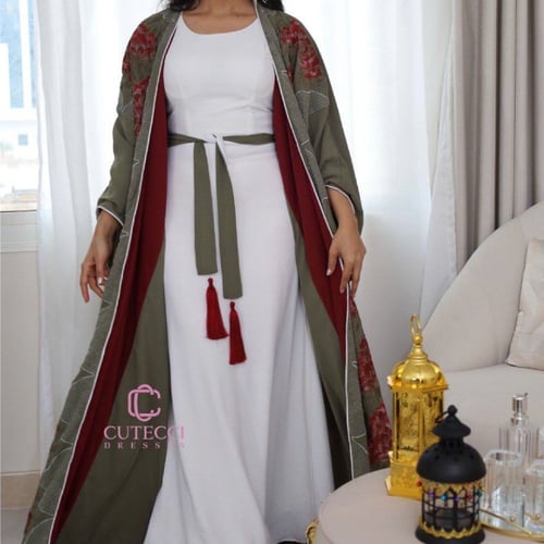 جلابية بشت سهرة مطرز مشجر أنيق