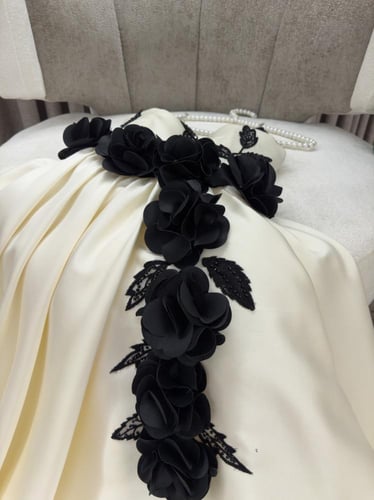 فستان سهرة اوفوايت مشجر – فساتين سهرة فخمة – متجر...