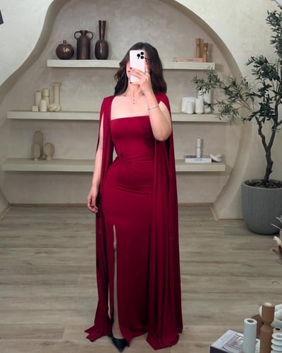 فستان عودي أنيق أكمام طويلة