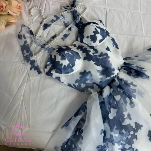 فستان ابيض مشجر قصير راقي من كيوتشي