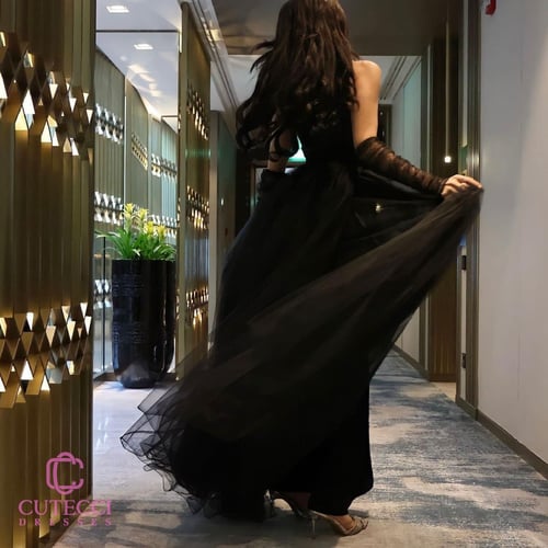 فستان سهرة باربي مطرز أسود