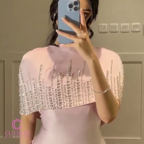 فستان لحمي مطرز بلؤلؤ وكريستال فاخر | فساتين سهرة...