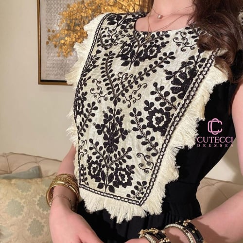 جلابية رمضانية كيوتشي CUTECCI – ميد أسود بتطريز فا...