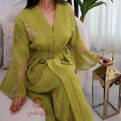 جلابية مطرزة كم واسع أنيق