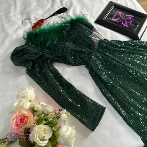 جمبسوت سهرة أخضر غامق بترتر وريش 2025 | موديل ناعم...