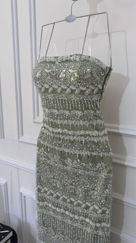 فستان تيفاني طويل تطريز خرز للمناسبات الفاخرة